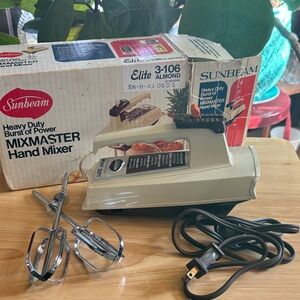 Vintage Sunbeam Elite Mixmaster Hand Mixer - Almond - Tested & Working